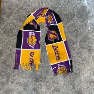 Lakers scarf
